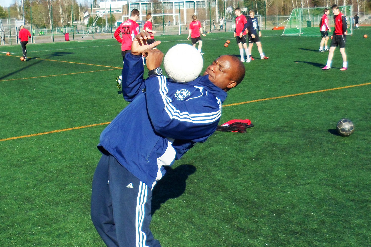 UEFA Licence Coach  Niran Akintimehin (coach Sunny) demonstrating skills